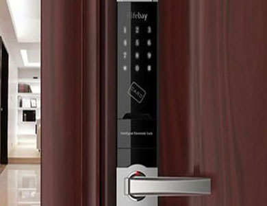 荥经24小时上门开锁公司